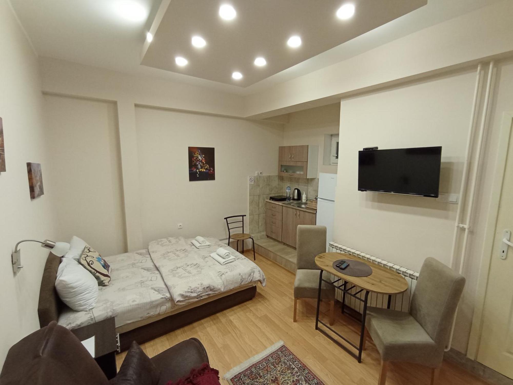 Apartments & Rooms -Mdl Lazic Белград Экстерьер фото